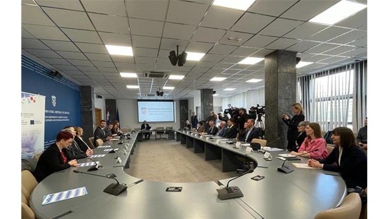 Potpisani ugovori za razvoj digitalnih inovacijskih centara; Filipović: EDIH će donijeti korist društvu i gospodarstvu 